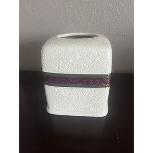 Croscill Home  Dover Manor  Porcelain  Tissue Box Cover  6”x6”x6.5” H  NWT